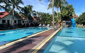 Dolphin Bay Beach Resort