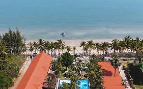 Dolphin Bay Beach Resort